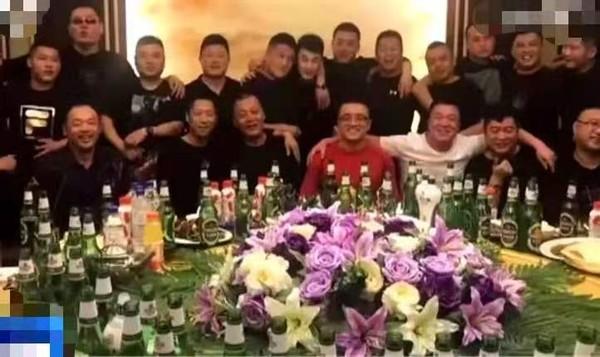 何昆霖最新动态，探索无限可能的旅程